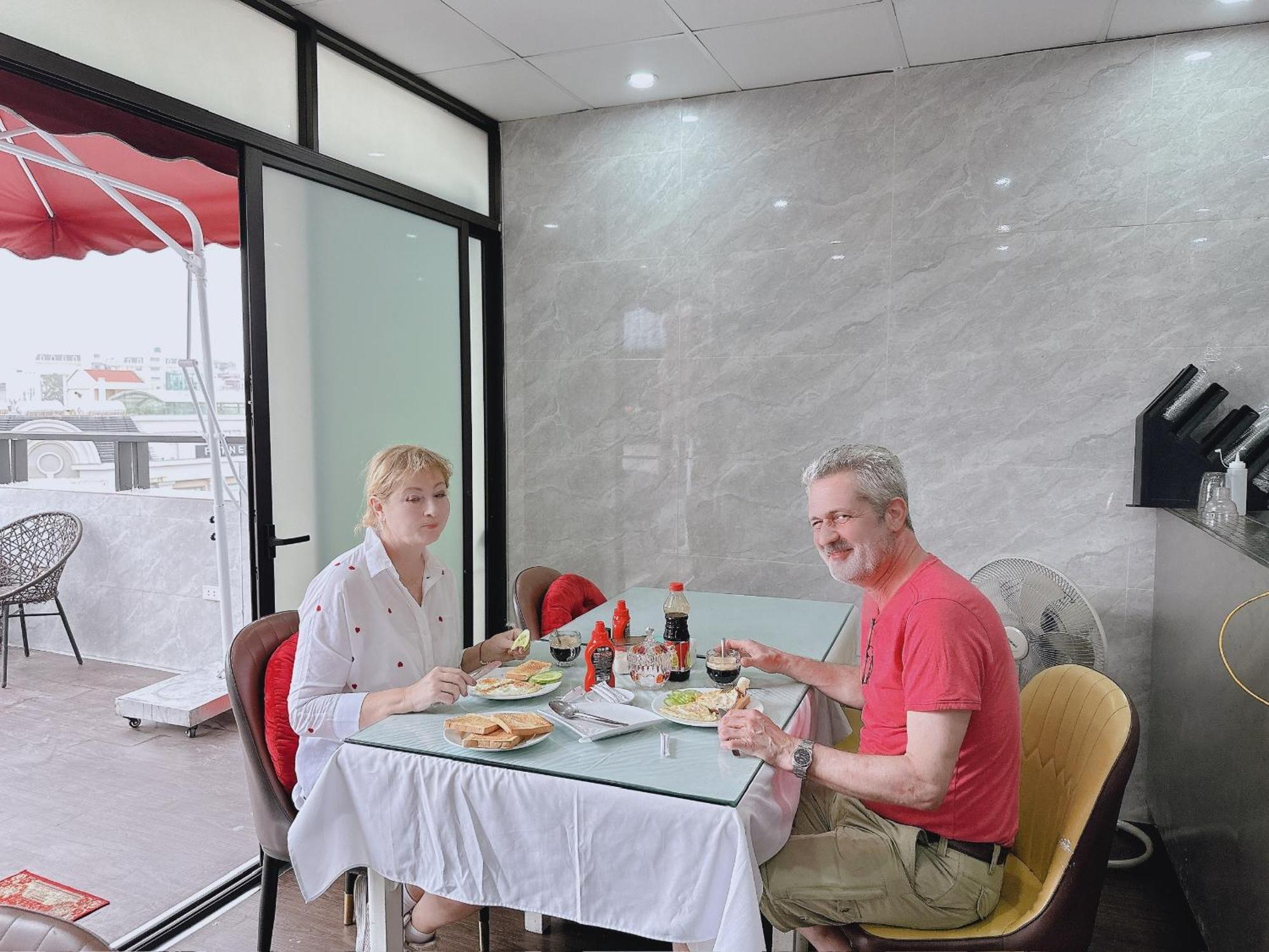 Golden Rose Premium Hotel האנוי מראה חיצוני תמונה